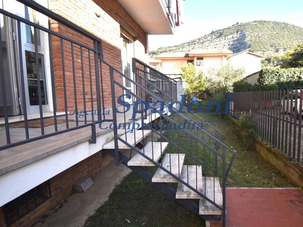 Appartamento a Monsummano terme in Via Francesco Carrara, 39 - Foto 3
