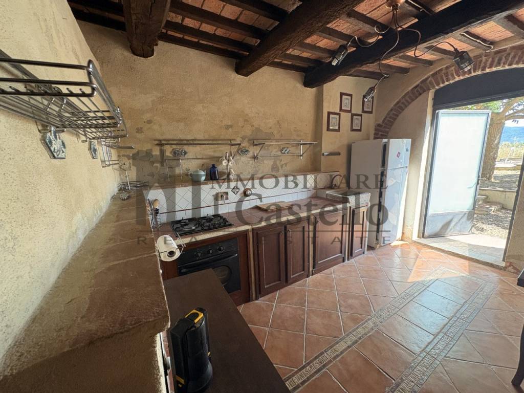 Casa indipendente a Castiglione del lago in Località Pineta - Foto 5