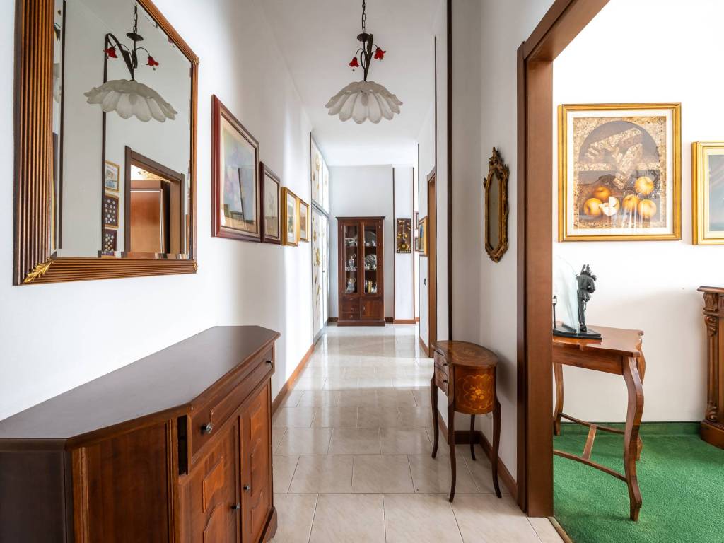 Appartamento a Milano in Via Quinto Romano, 76 - Foto 2