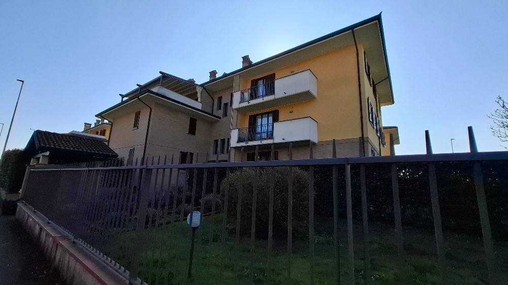 Appartamento a San martino in strada in Via Vittorio Massari - Foto 2