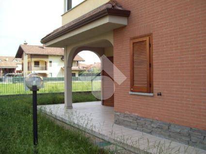Appartamento a Ciriè in Via silvio pellico, 24 - Foto 1