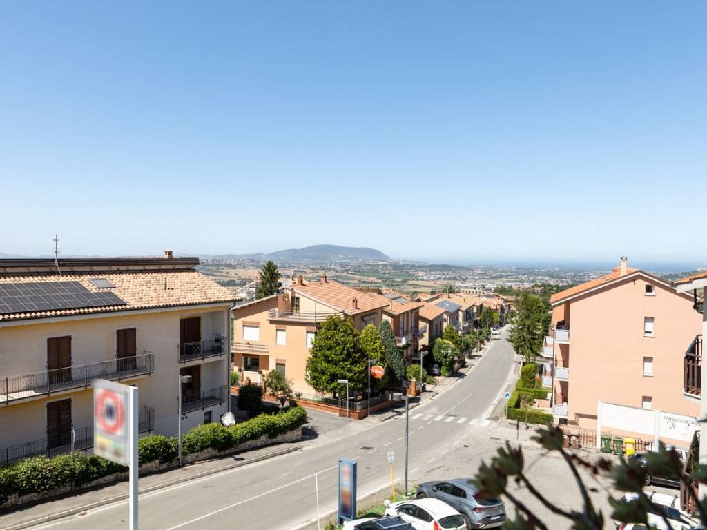 Appartamento a Recanati in Via Loreto, 40 - Foto 5