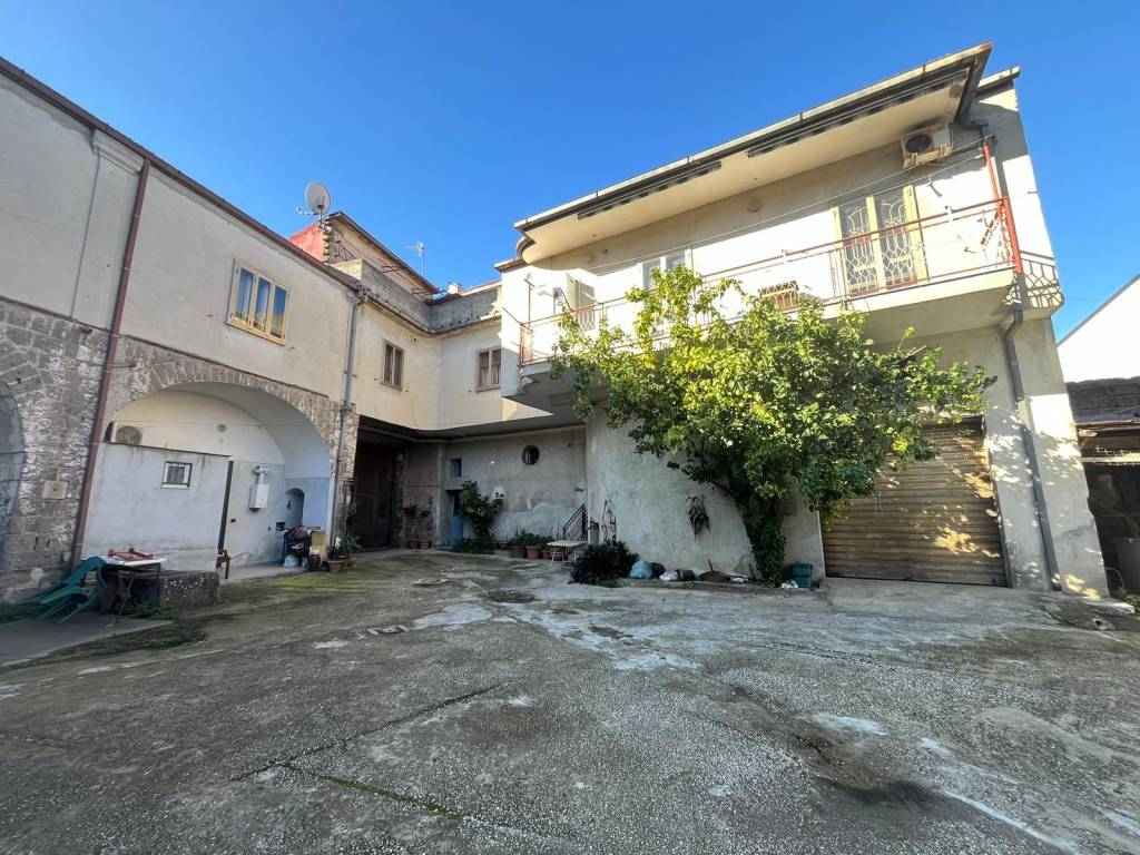 Appartamento a Casapulla in Via Pietro Musone - Foto 3