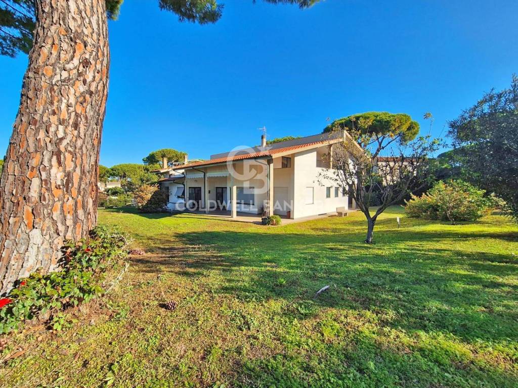 Villa a Tarquinia in Via dei Curina - Foto 2
