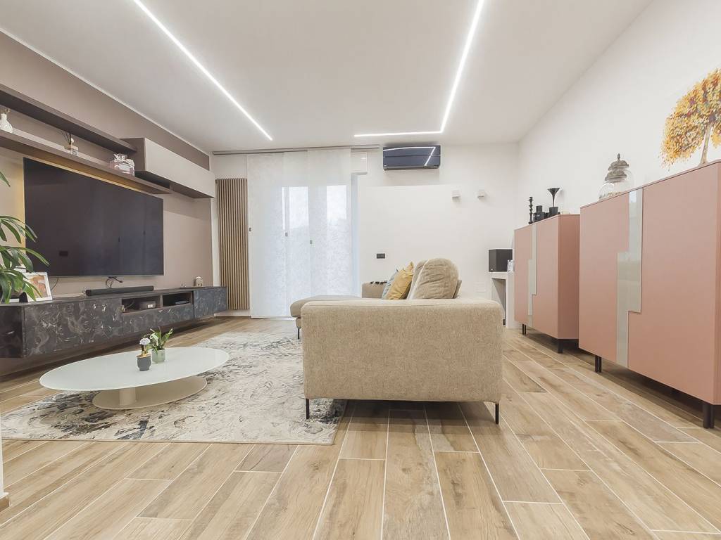 Appartamento a Campiglia marittima in Via dell'Unità - Foto 4
