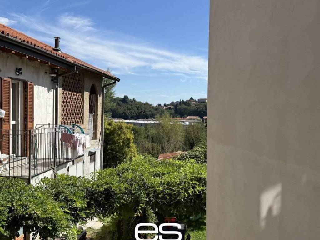 Casa indipendente a La valletta brianza in Via Albareda, 46 - Foto 2