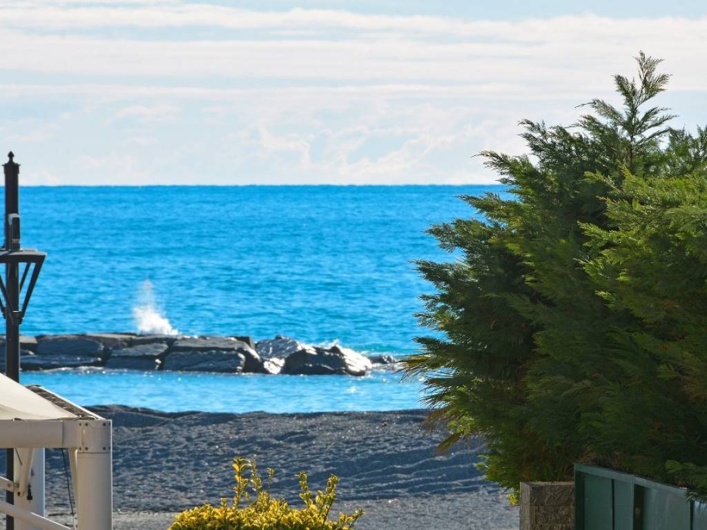 Appartamento a San bartolomeo al mare in Via Malta, 52 - Foto 2