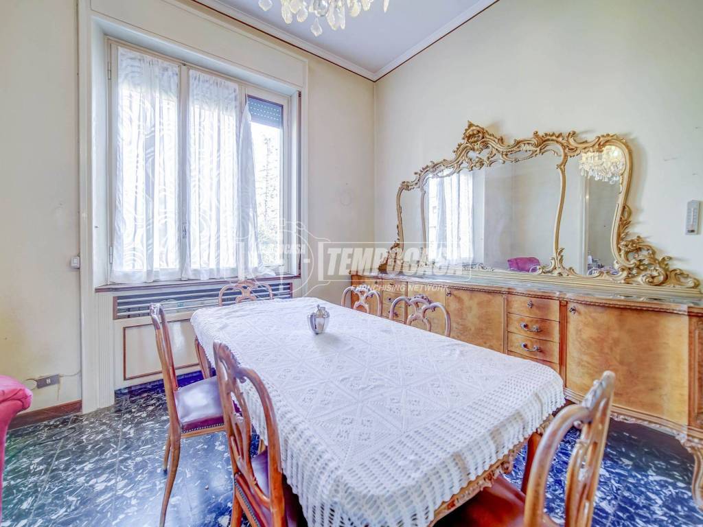 Villa a Albizzate in Via Giuseppe Garibaldi - Foto 4