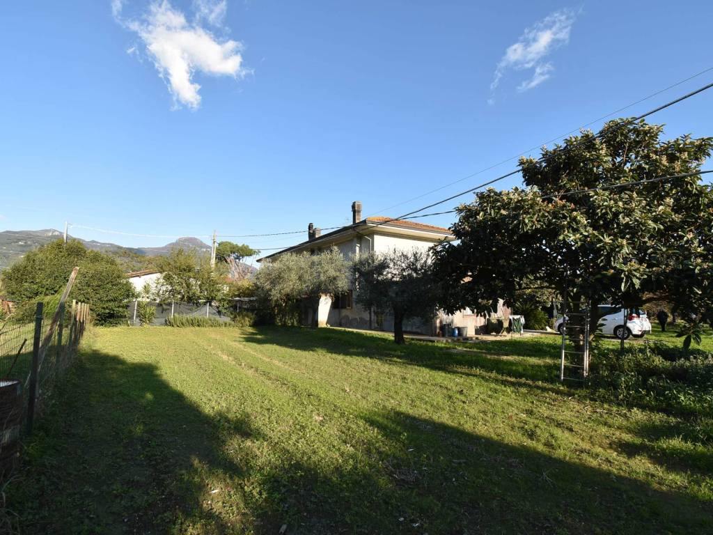 Rustico / casale a Pietrasanta in Via Traversagna, 61 - Foto 3