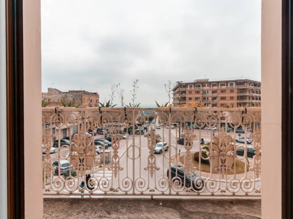 Palazzo / stabile a Lucera in Piazza del Popolo - Foto 2