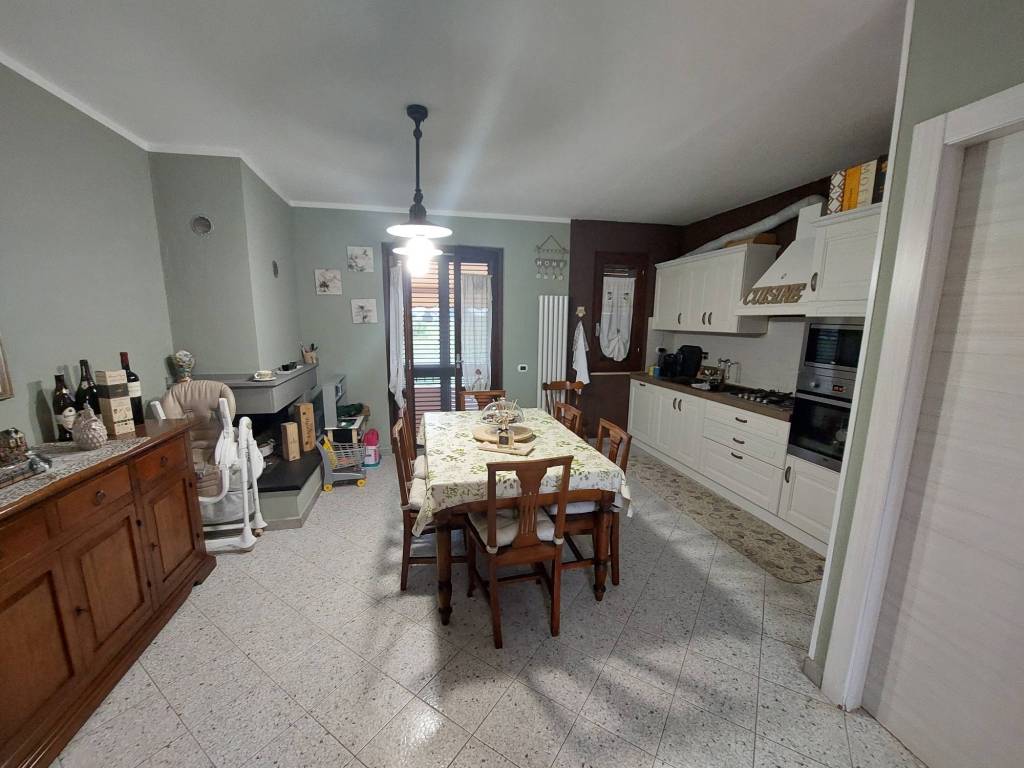 Casa indipendente a Monsummano terme in Via Concetto Marchesi - Foto 3