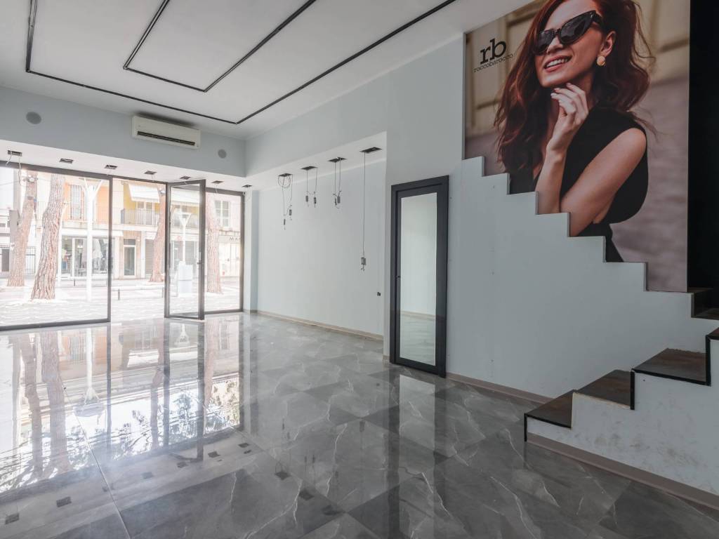 Palazzo / stabile a Cattolica in Via Bovio - Foto 3