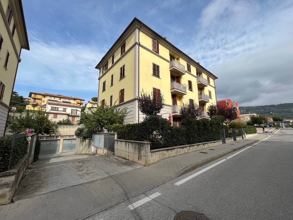 Appartamento a Cortona in Via Giovanni Falcone-Paolo Borsellino - Foto 3