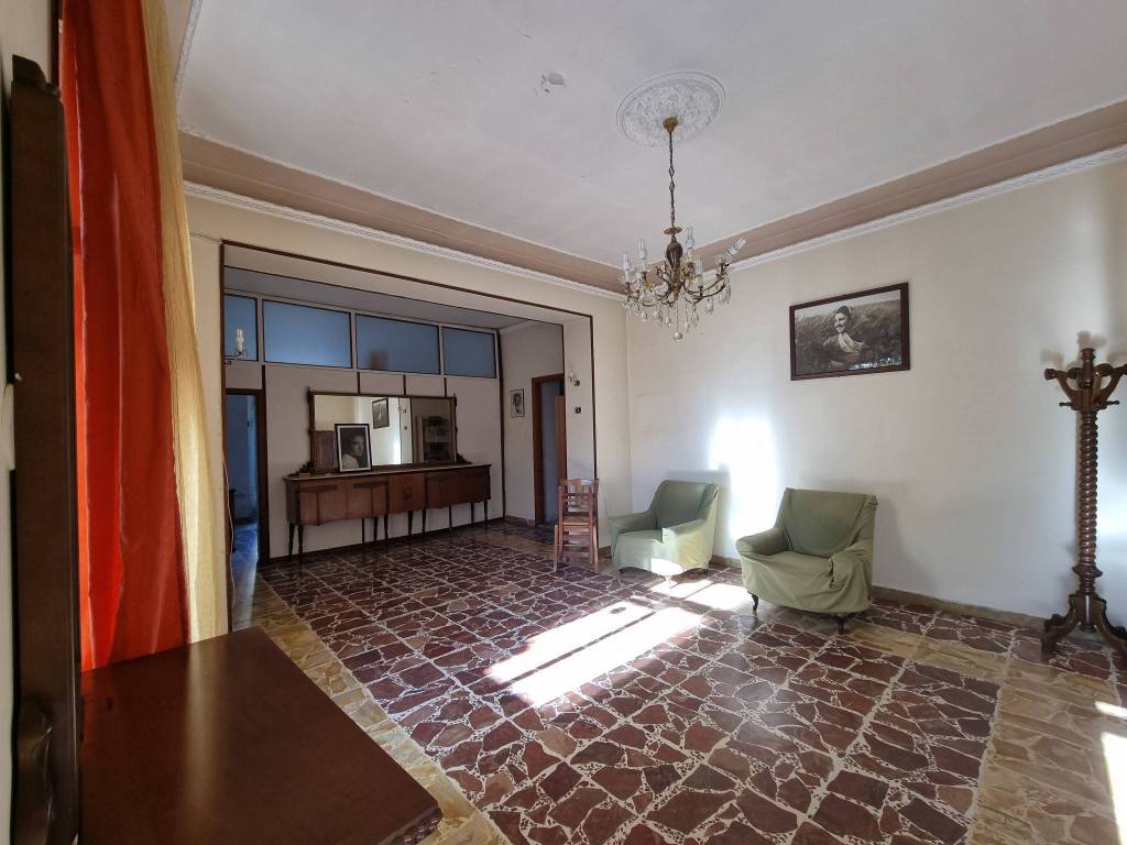 Appartamento a Borgia in Via Giuseppe Garibaldi, 9 - Foto 2