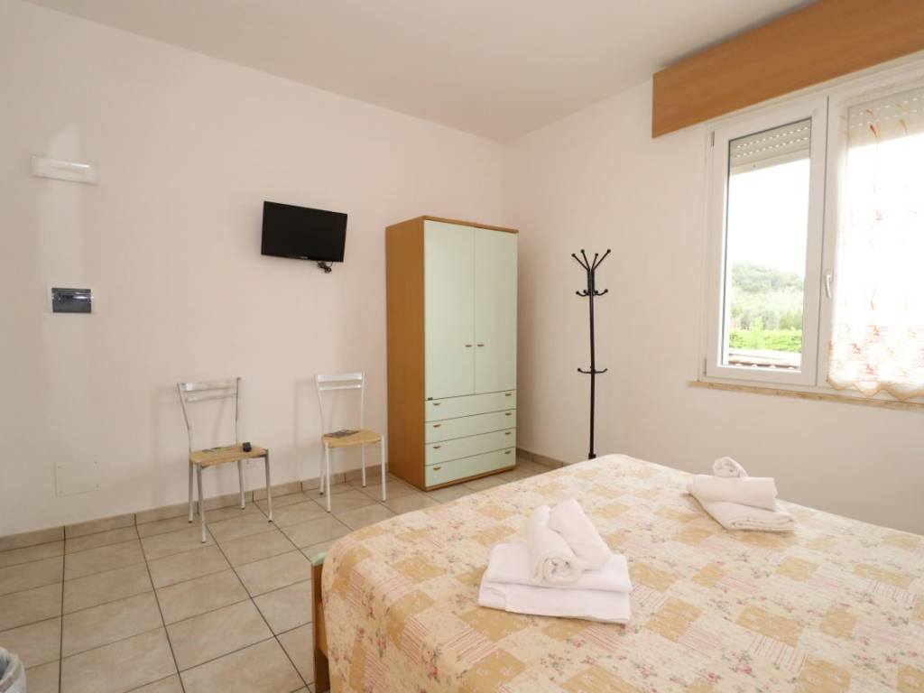 Palazzo / stabile a Castiglione della pescaia in Via Vittorio Veneto - Foto 2