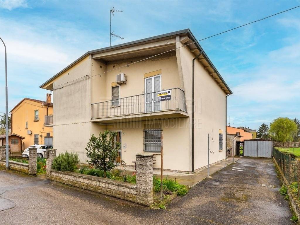 Villa a Conselice in via coronella - Foto 1