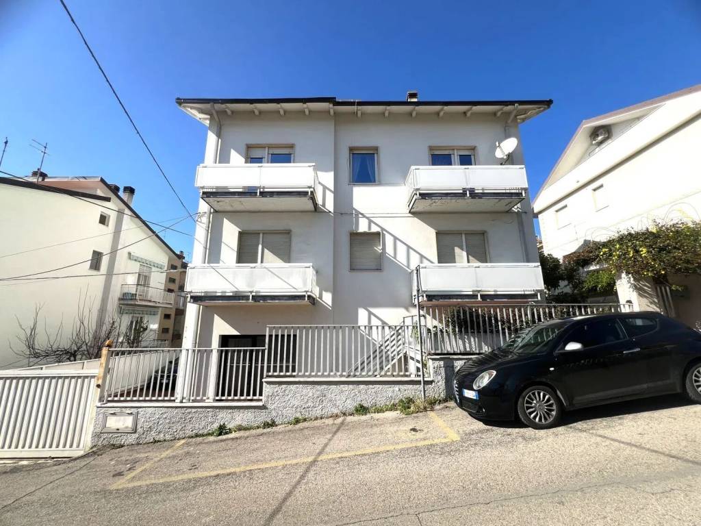Palazzo / stabile a Pescara in Via Passo Delle Capannelle, 25 - Foto 2
