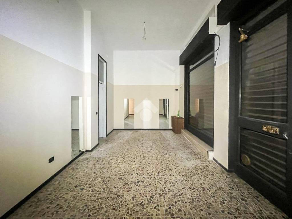 Immobile a Sant'angelo lodigiano in Piazza G. G. Bolognini, 7 - Foto 1