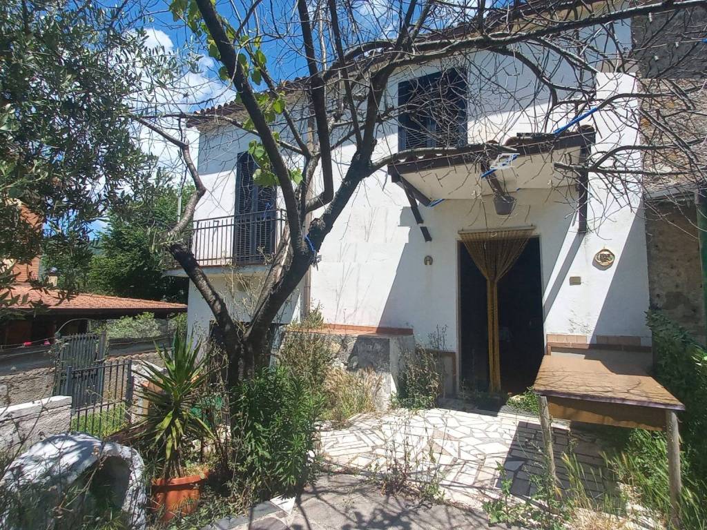 Casa indipendente a Giuliano di roma in Via Madonna della Speranza - Foto 3