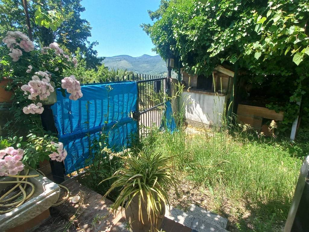 Casa indipendente a Giuliano di roma in Via Madonna della Speranza - Foto 4