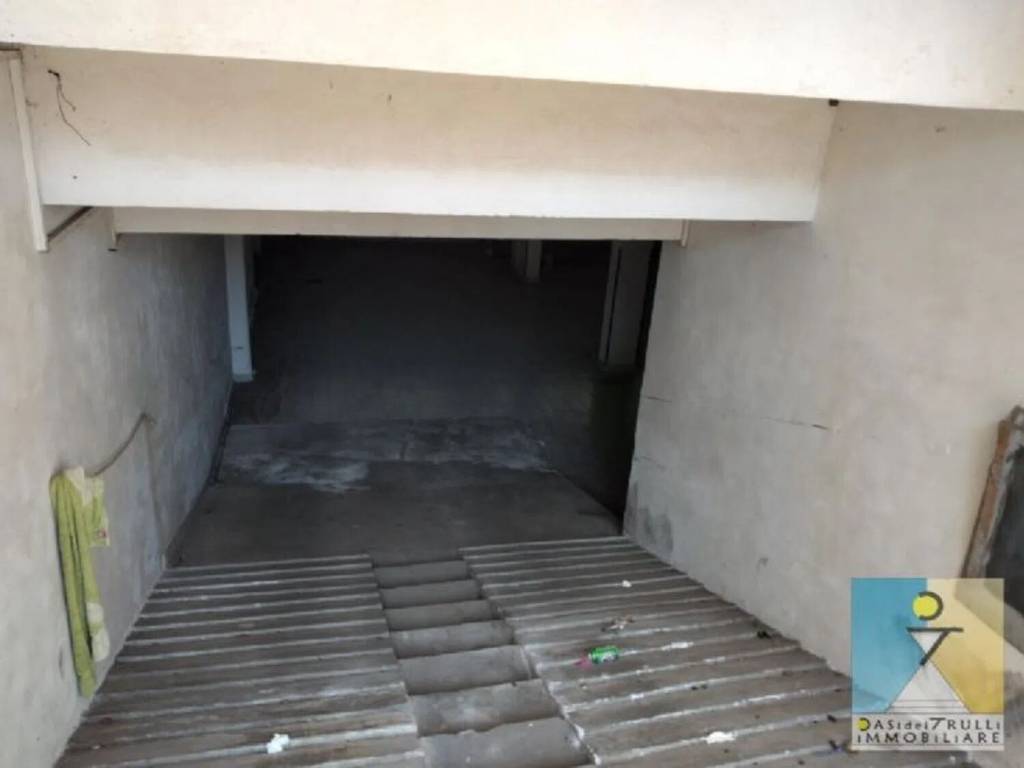 Box / garage a San michele salentino in Via Italia - Foto 2