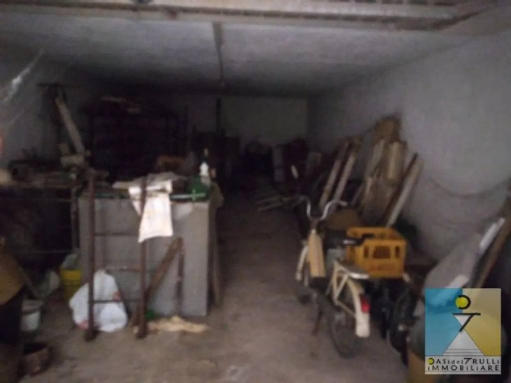 Box / garage a San michele salentino in Via Italia - Foto 3