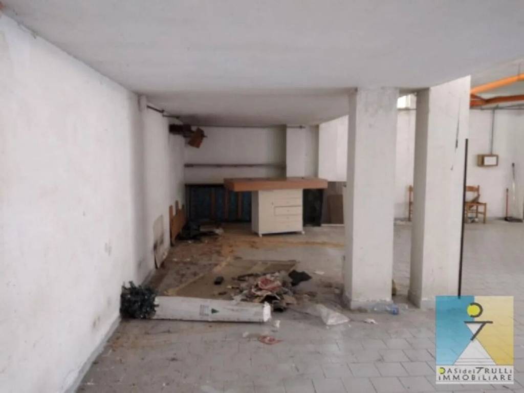 Box / garage a San michele salentino in Via Italia - Foto 5