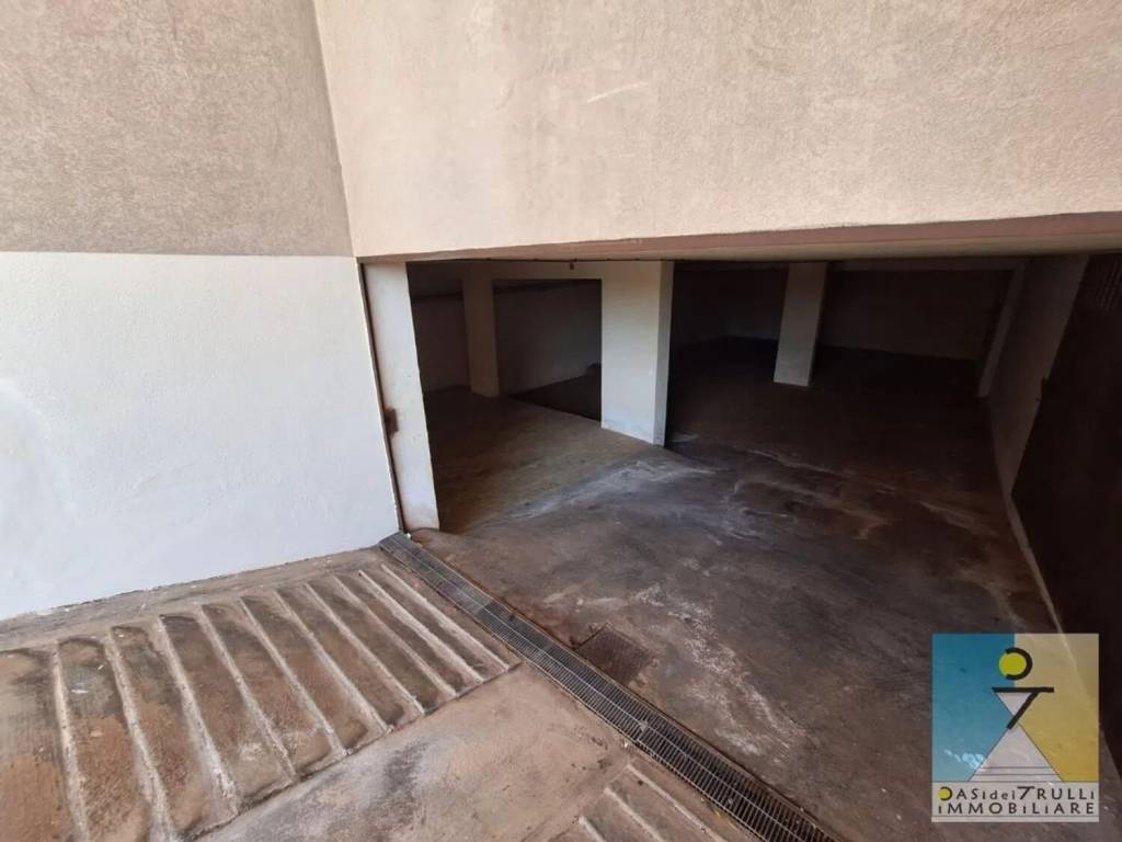 Box / garage a San michele salentino in Via Italia - Foto 4