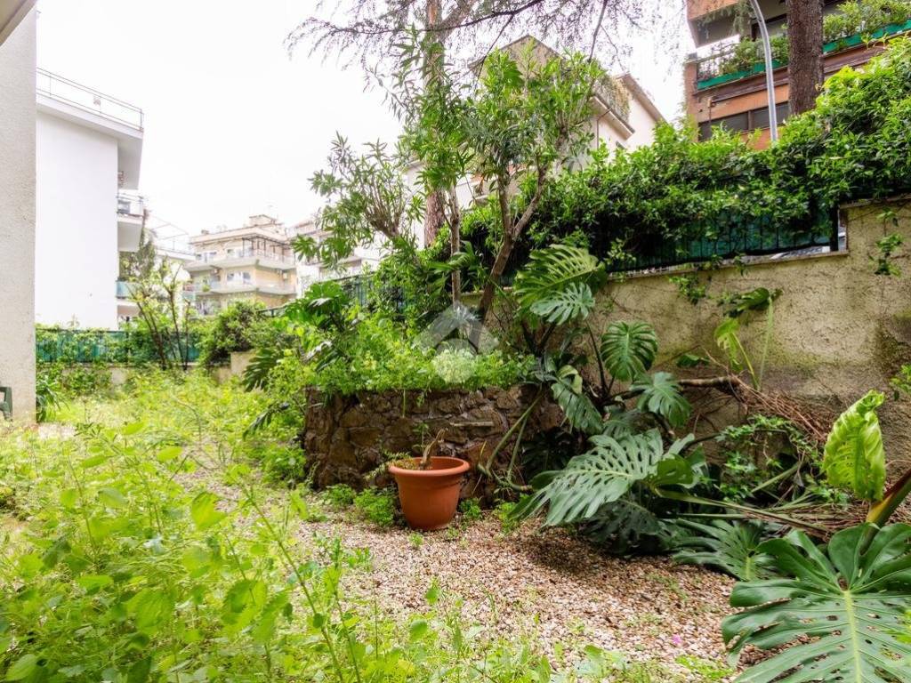 Appartamento a Roma in Via Etna, 7 - Foto 3