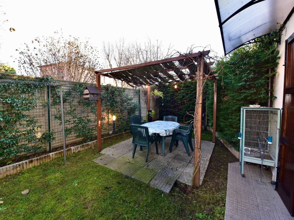Appartamento a Desio in Via Monviso, 12 - Foto 2