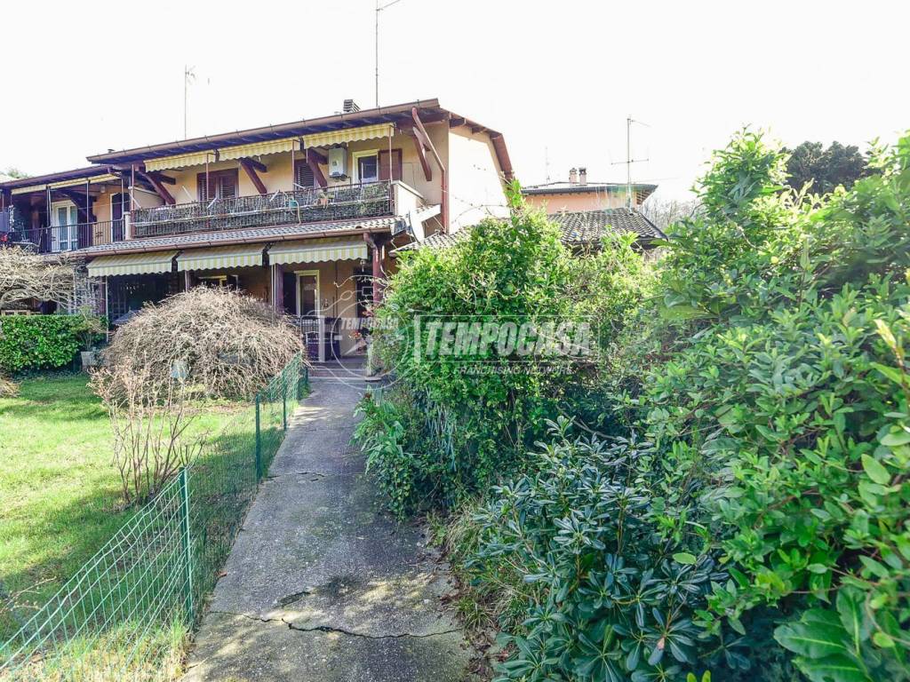 Appartamento a Albavilla in Via Don Anacleto Tocchetti - Foto 1