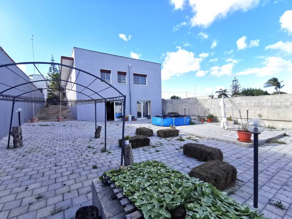 Villa a Lecce in Via dei Messapi, 30 - Foto 3