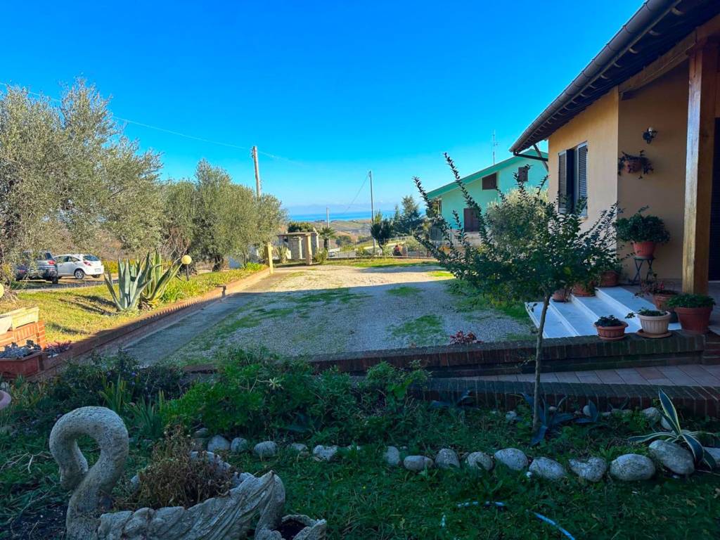 Villa a Atri in Via Cavalieri del Santo Sepolcro, 24 - Foto 5