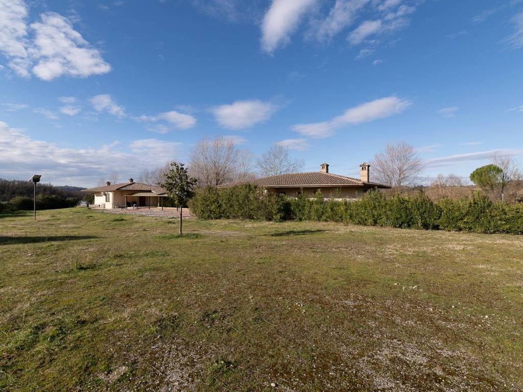 Villa a Poggio mirteto in via Taragnano - Foto 3