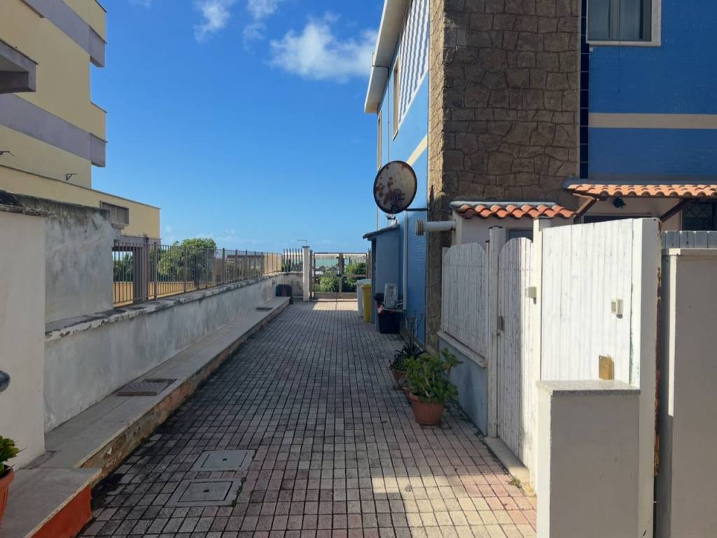 Appartamento a Ladispoli in Via Arenile di Torre Flavia, 1 - Foto 5