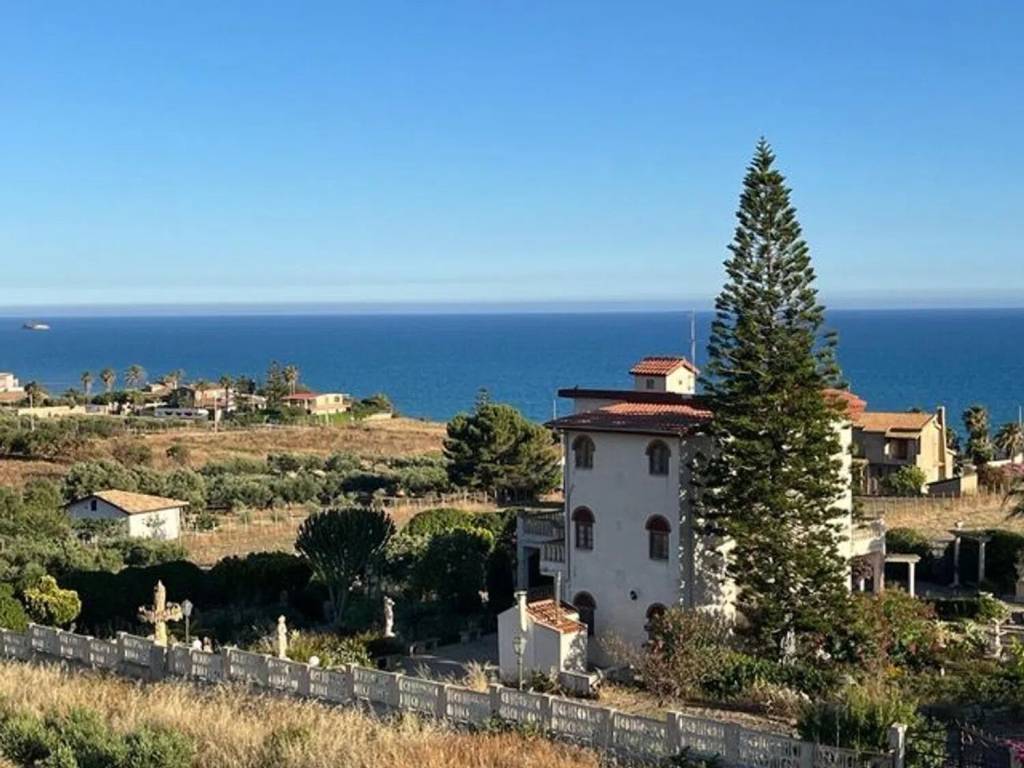Villa a Palma di montechiaro in Via Dello Sbarco Anglo Americano S.N.C. - Foto 2
