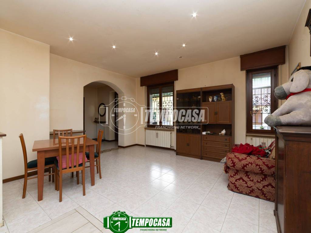 Appartamento a Gessate in Piazza CITTADELLA 1 - Foto 1