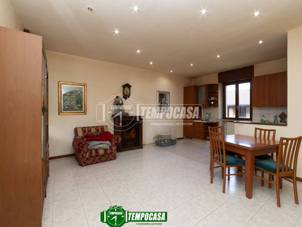 Appartamento a Gessate in Piazza CITTADELLA 1 - Foto 4