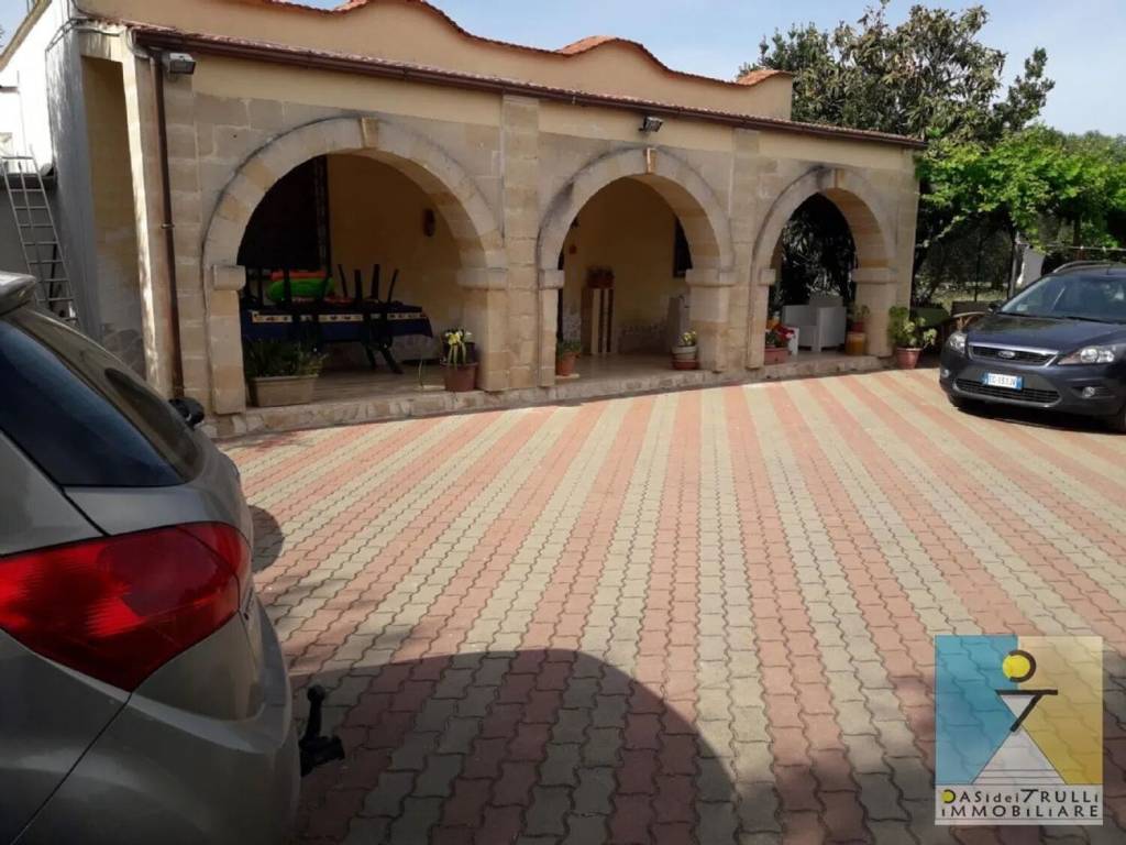 Villa a Latiano in Contrada Cutrino S.N.C. - Foto 2