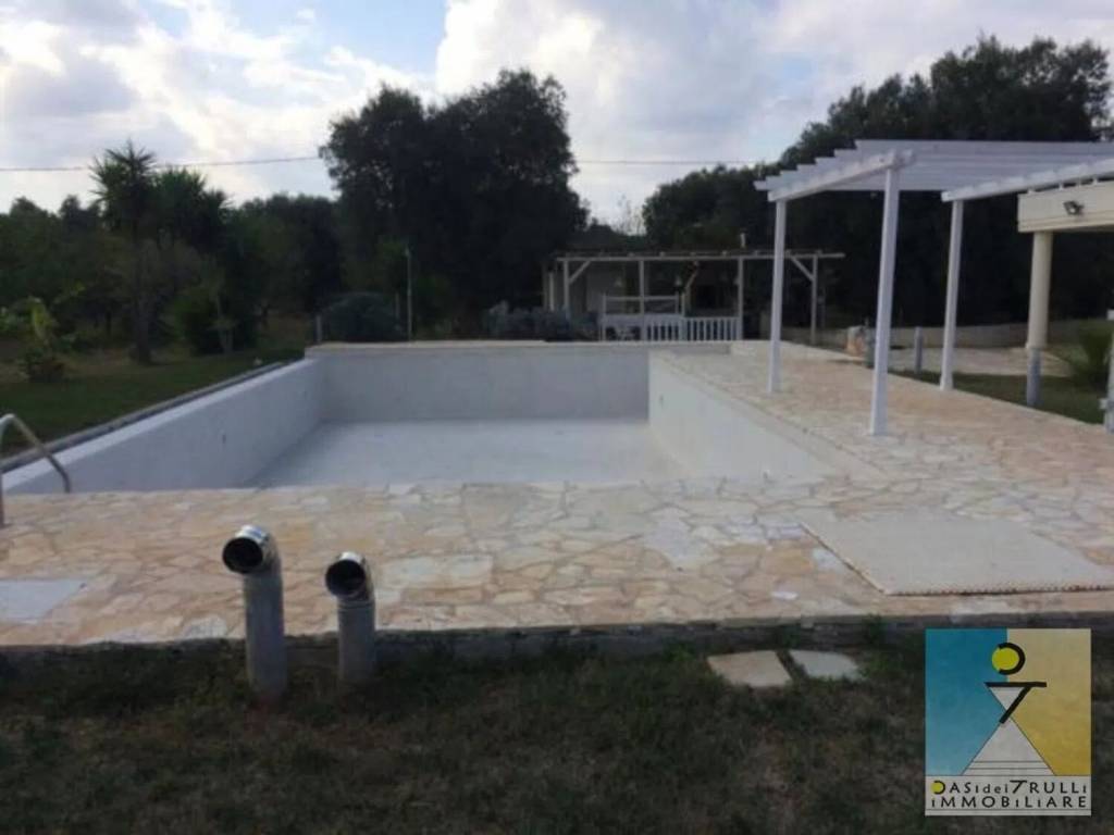 Villa a Francavilla fontana in Strada Provinciale Ceglie-Francavilla Fontana - Foto 5