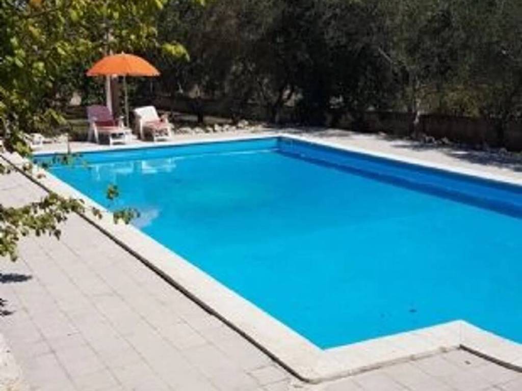 Villa a San vito dei normanni in Contrada Specchia di Mare - Foto 2