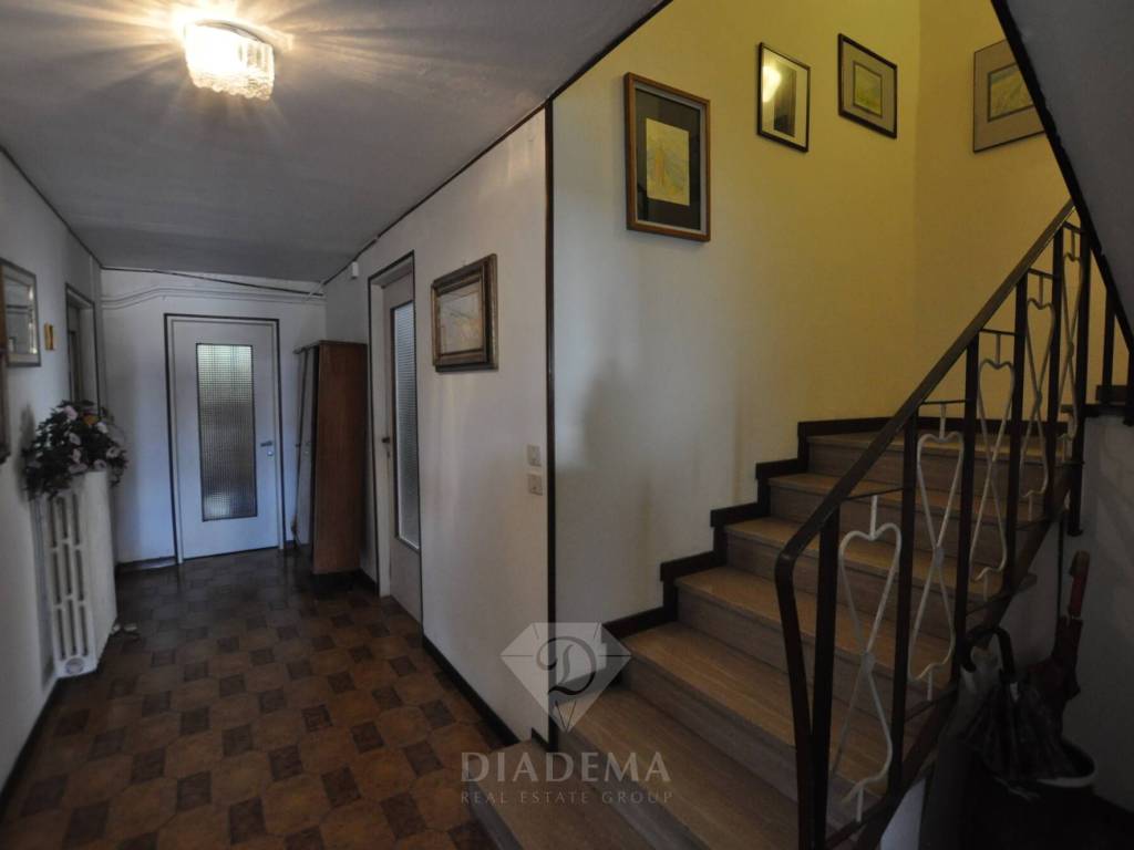 Villa a Besnate in Via Montebello, 13 - Foto 4