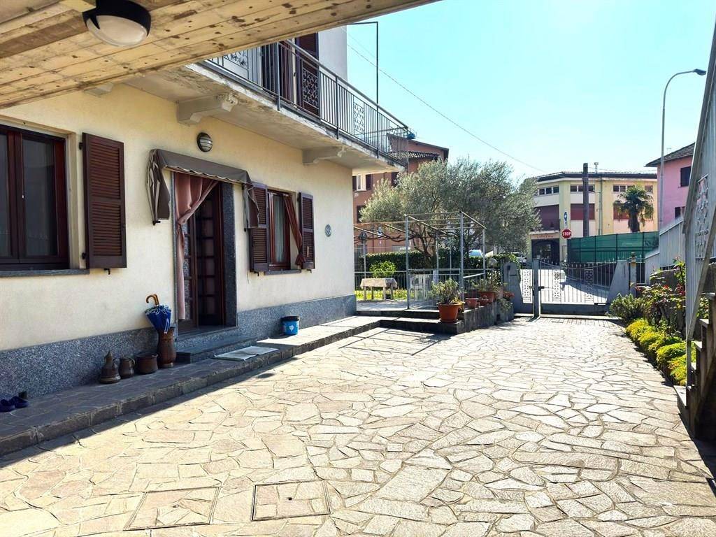 Villa a Calolziocorte in via mandamentale - Foto 4