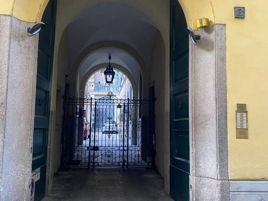 Appartamento a Milano in Via Cappuccio, 3 - Foto 1