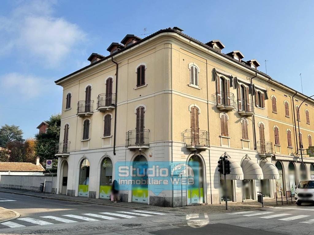 Immobile a Erba in Corso 25 Aprile - Foto 2