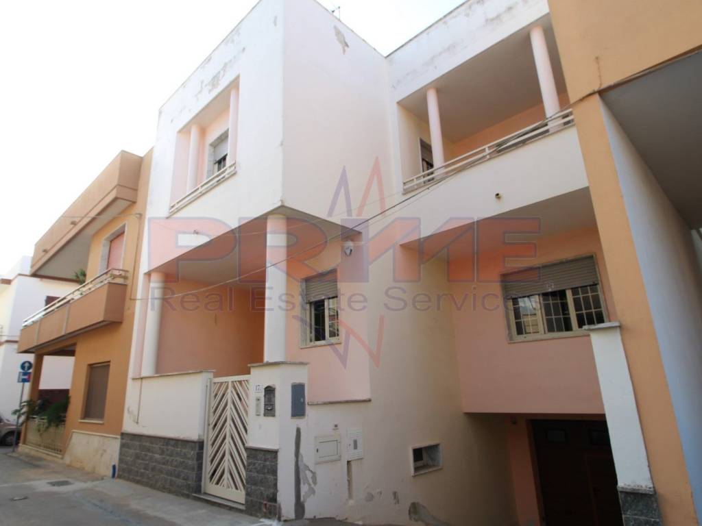 Casa indipendente a Tuglie in Via Napoli, 17 - Foto 3