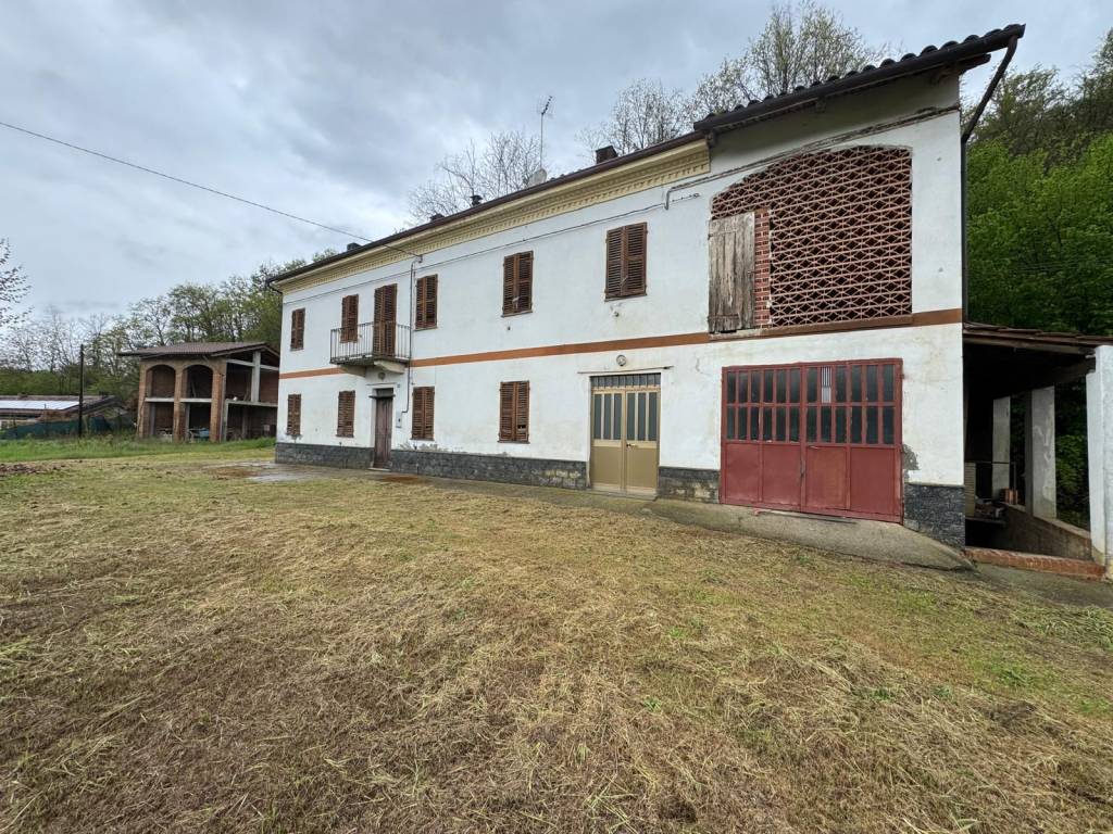 Rustico / casale a Asti in Località Valmaggiore - Foto 1