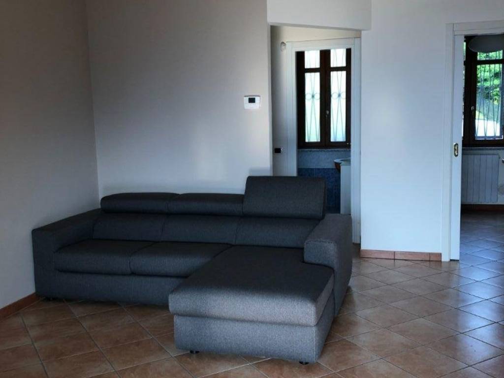 Appartamento a Leggiuno in Via Dottor Max Hotz - Foto 4