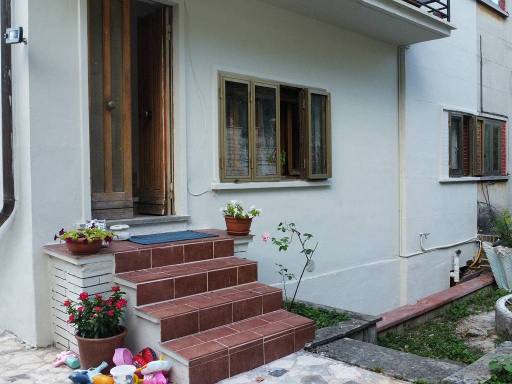 Villa a Gualdo tadino in Via 24 Maggio - Foto 5