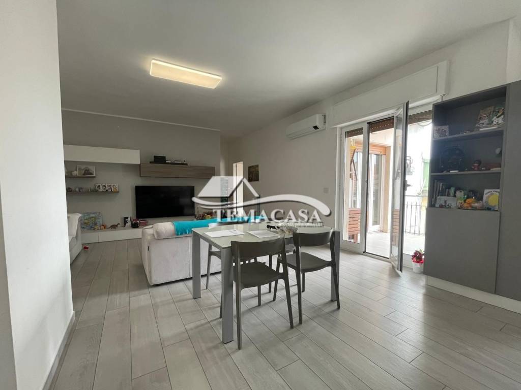 Appartamento a Pozzuoli in Viale Bognar - Foto 4